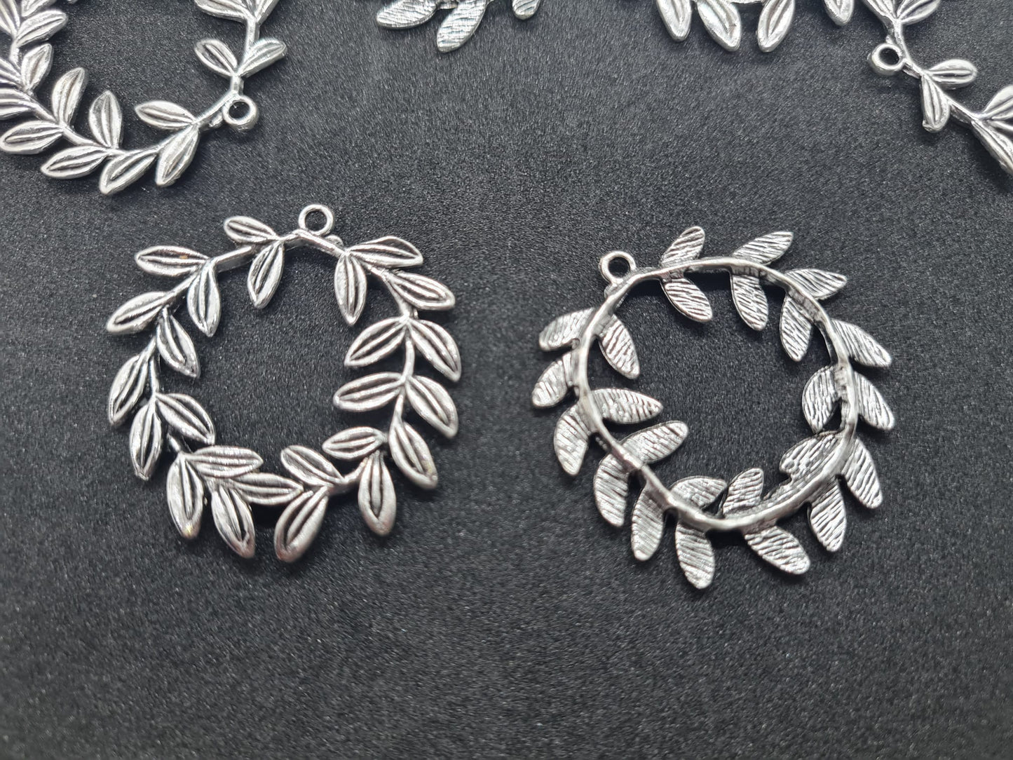 10 pcs Corona alloro 40 - 50 mm colore argento ghirlanda lauro laurea